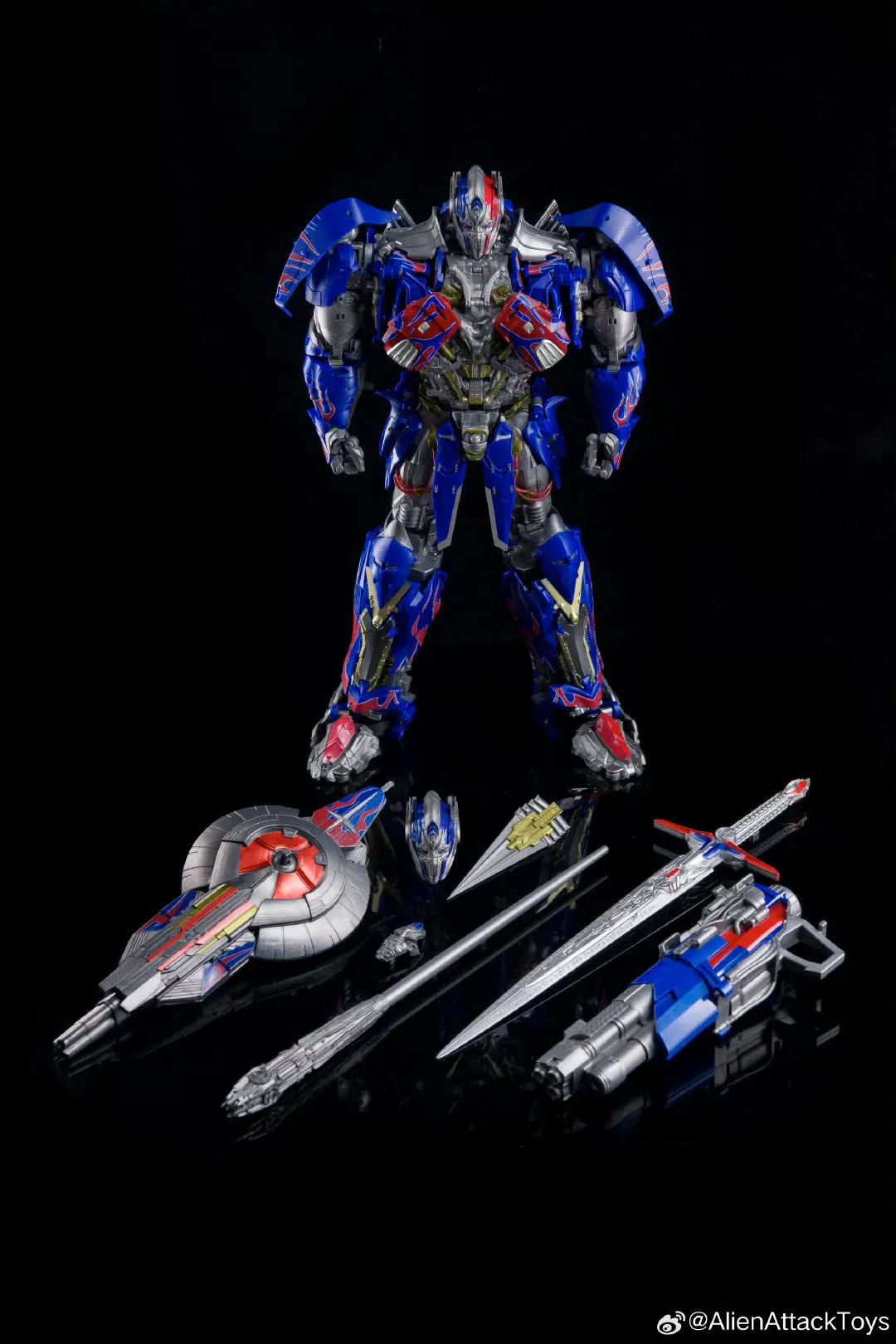 AlienAttack Toys AAT-02 AAT02 / AAT-02M AAT02M King of Kavaliers (TLK Bayverse Optimus Prime) 29cm / 11.4"