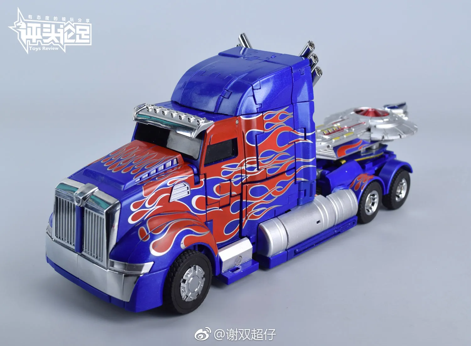 AlienAttack Toys AAT-02 AAT02 / AAT-02M AAT02M King of Kavaliers (TLK Bayverse Optimus Prime) 29cm / 11.4"