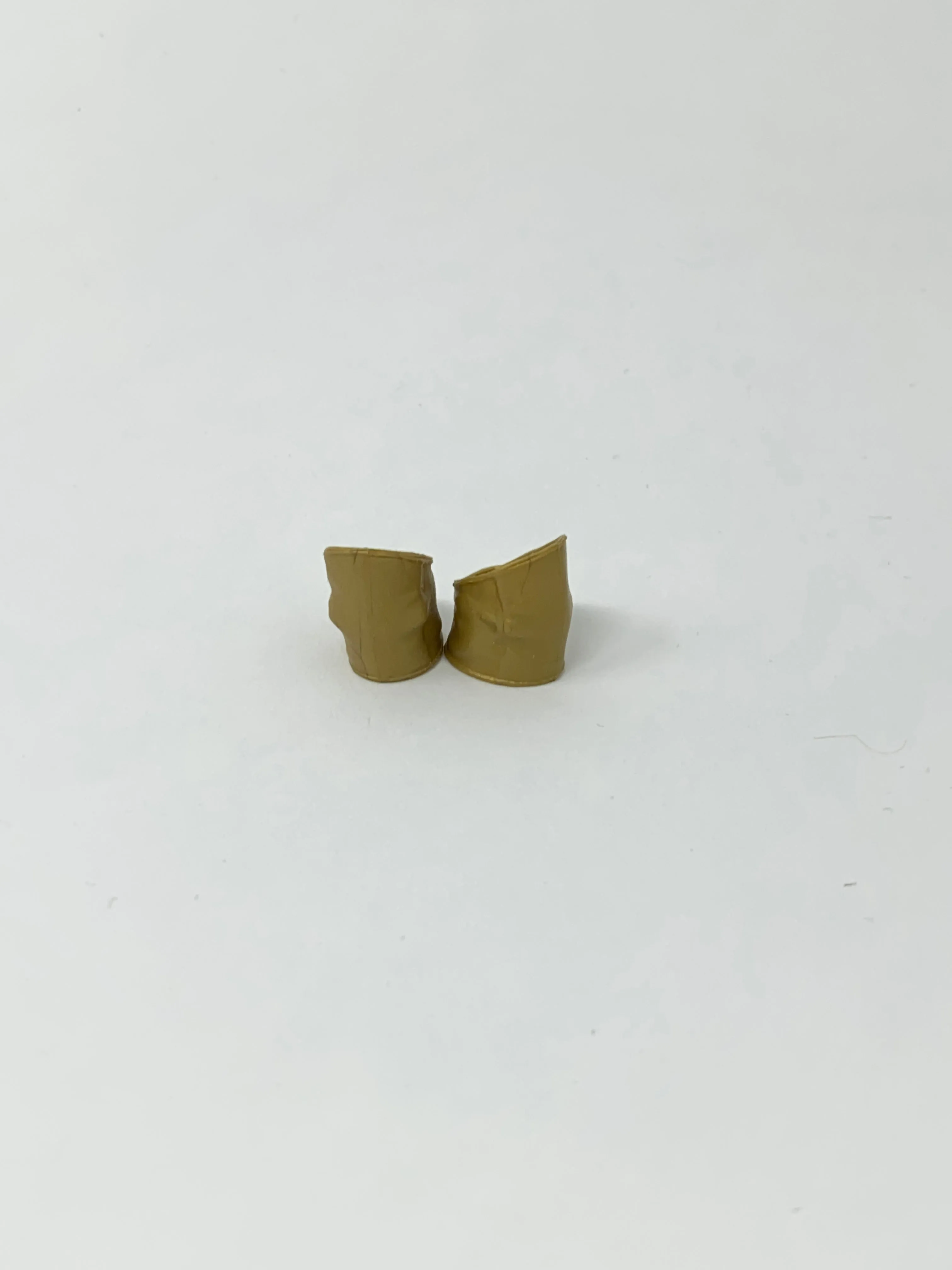 Gold Close Knee Pads