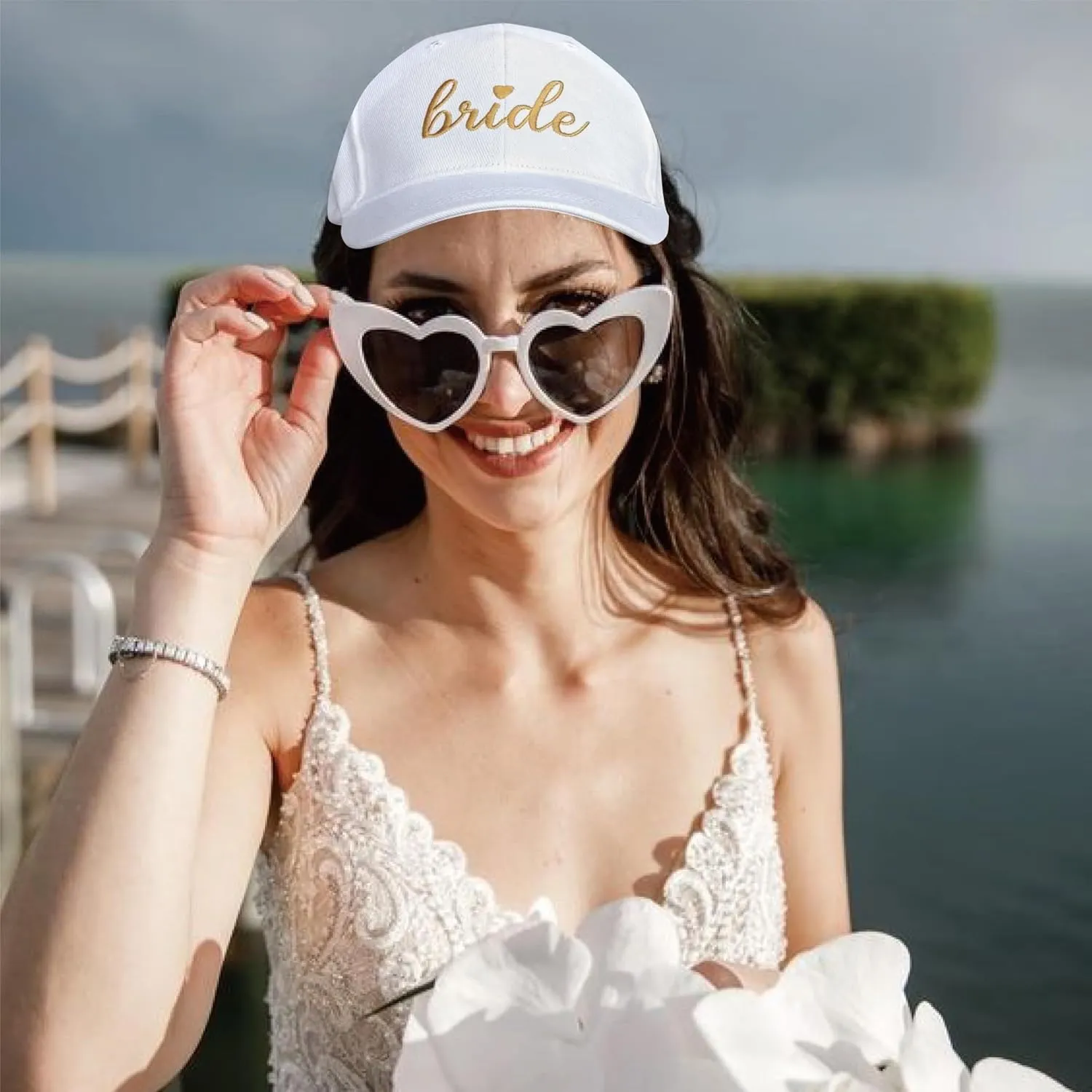 PartyGifts&beyond 6Packs Bachelorette Hat Bridesmaid Hat Bachelorette Party Favors Embroidered Bride Squad Baseball Cap